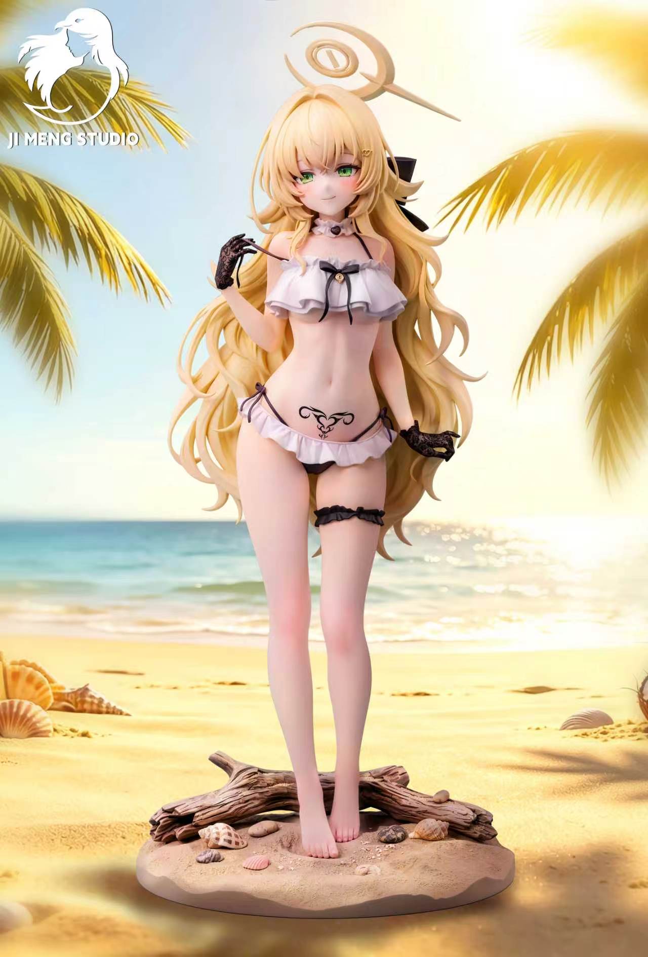 Smiling Professor anime figure