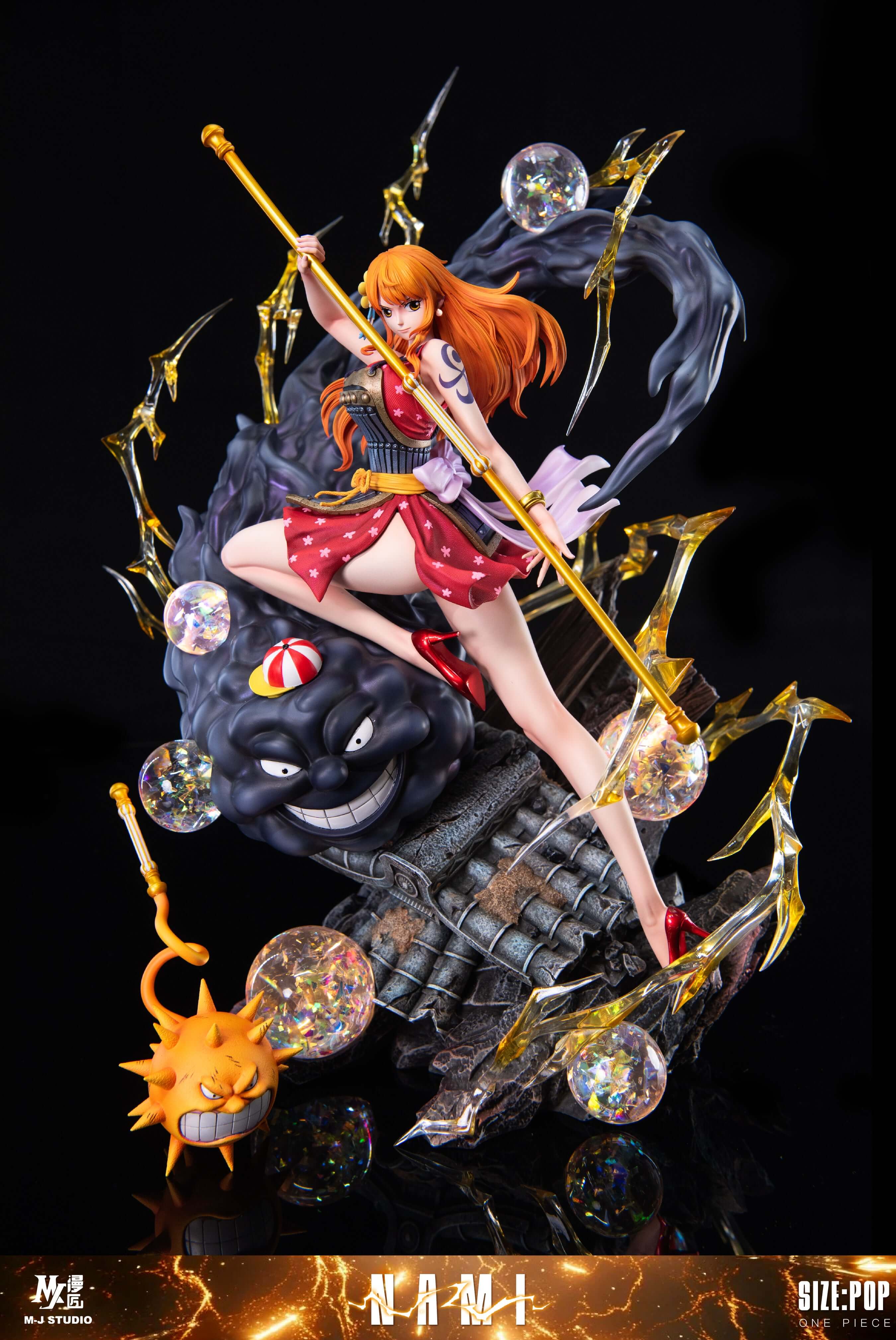 Nami figure front 2