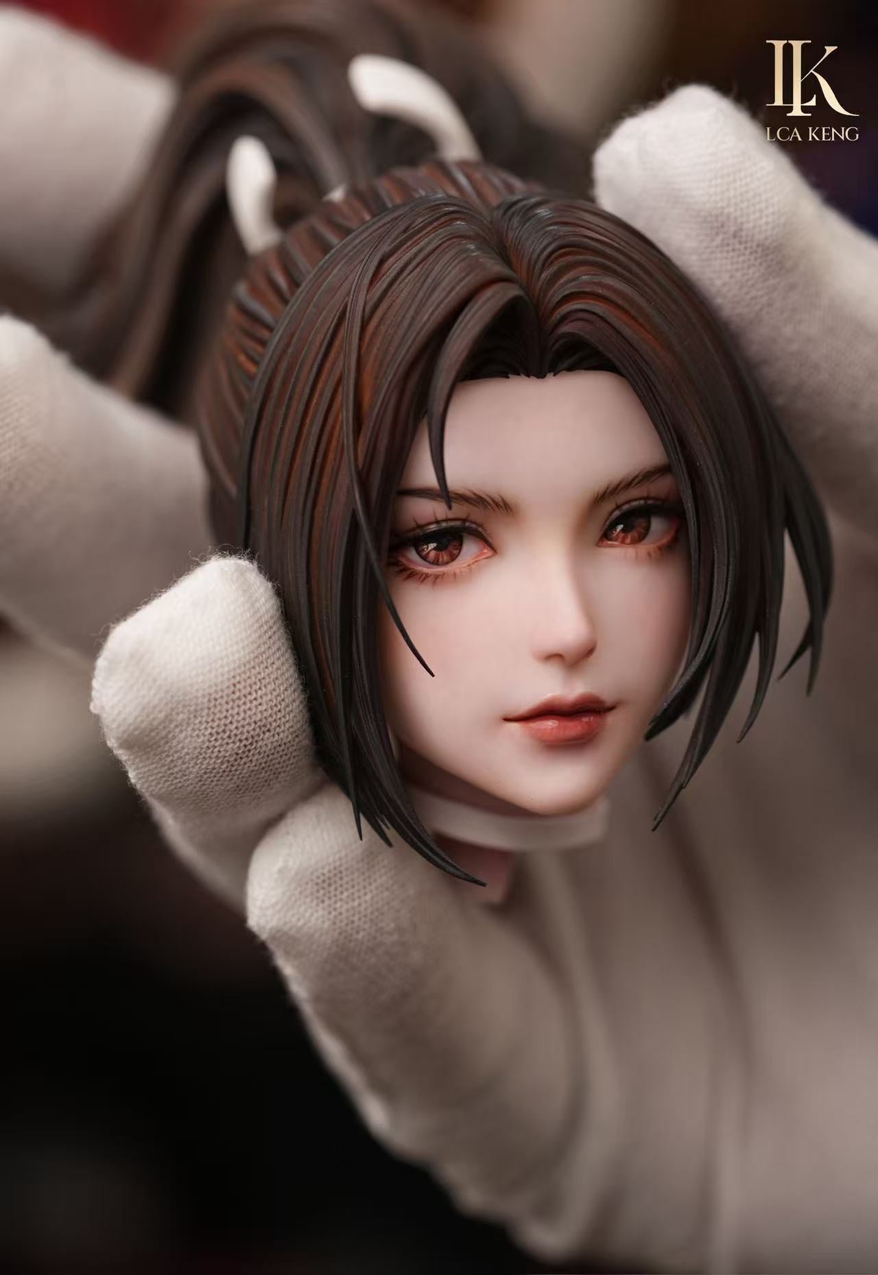Mai Shiranui naked statue