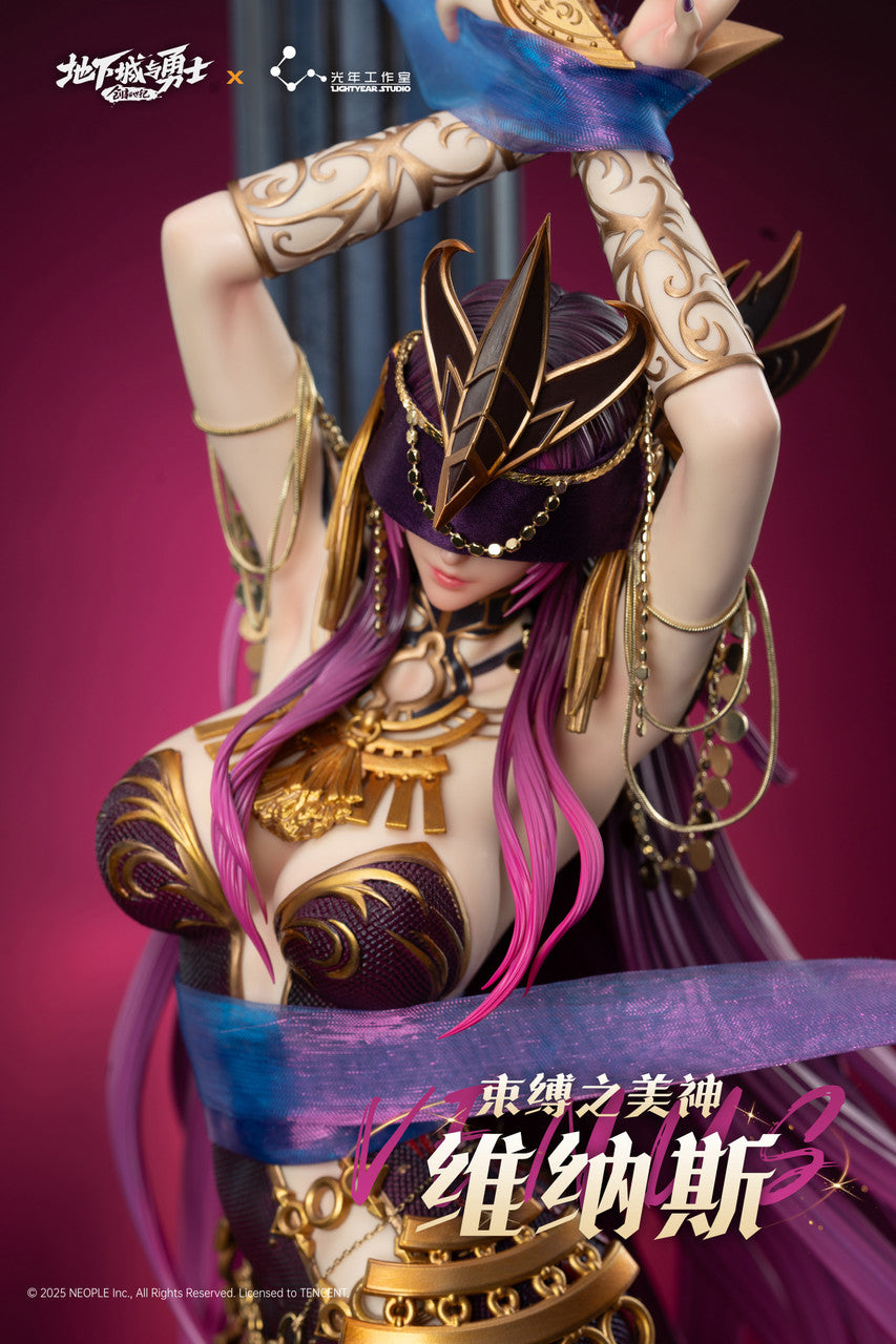 Venus D&F Statue
