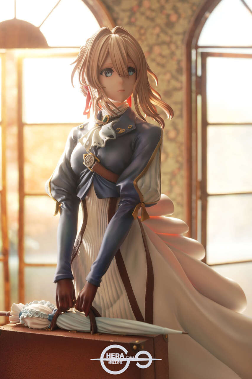 Violet Evergarden anime figure