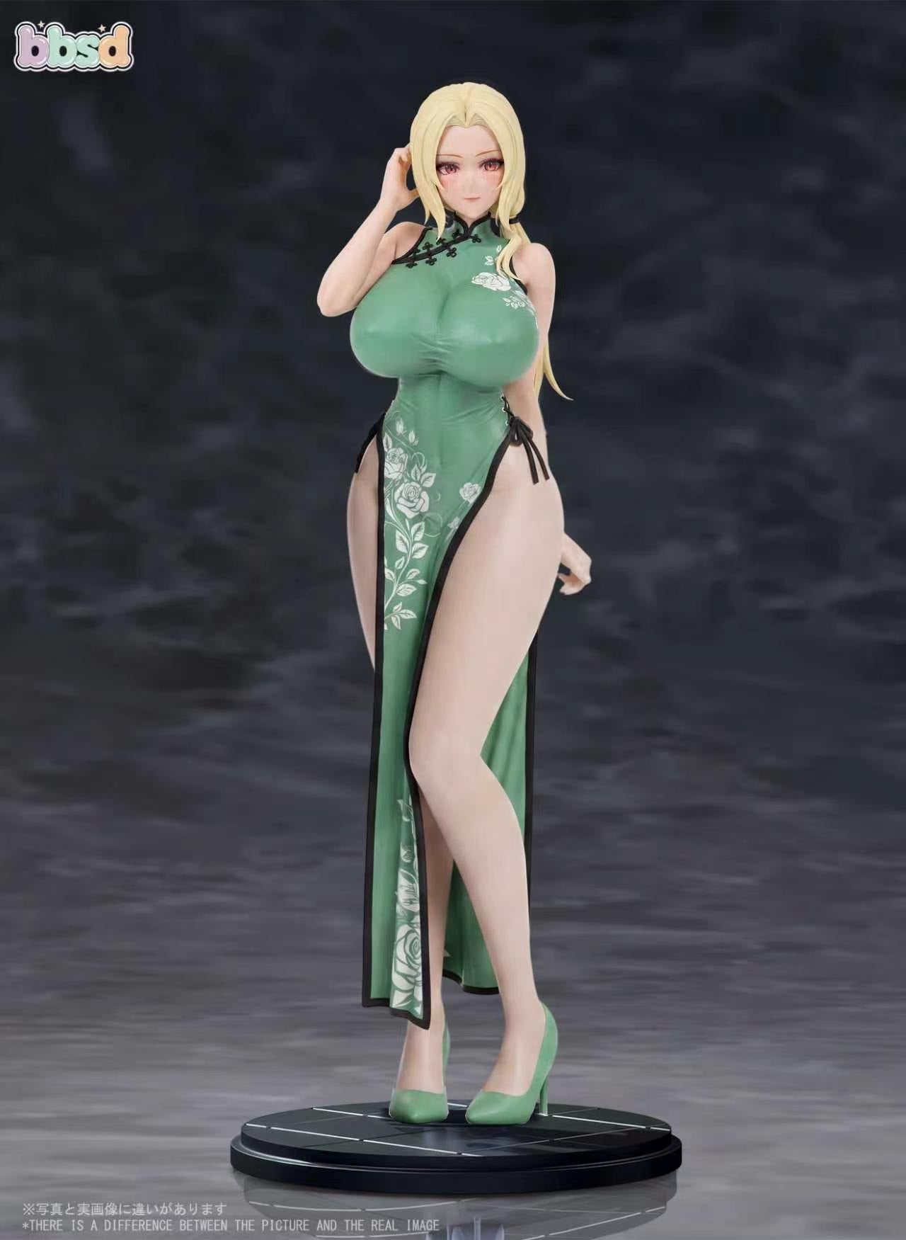 Tsunade figure