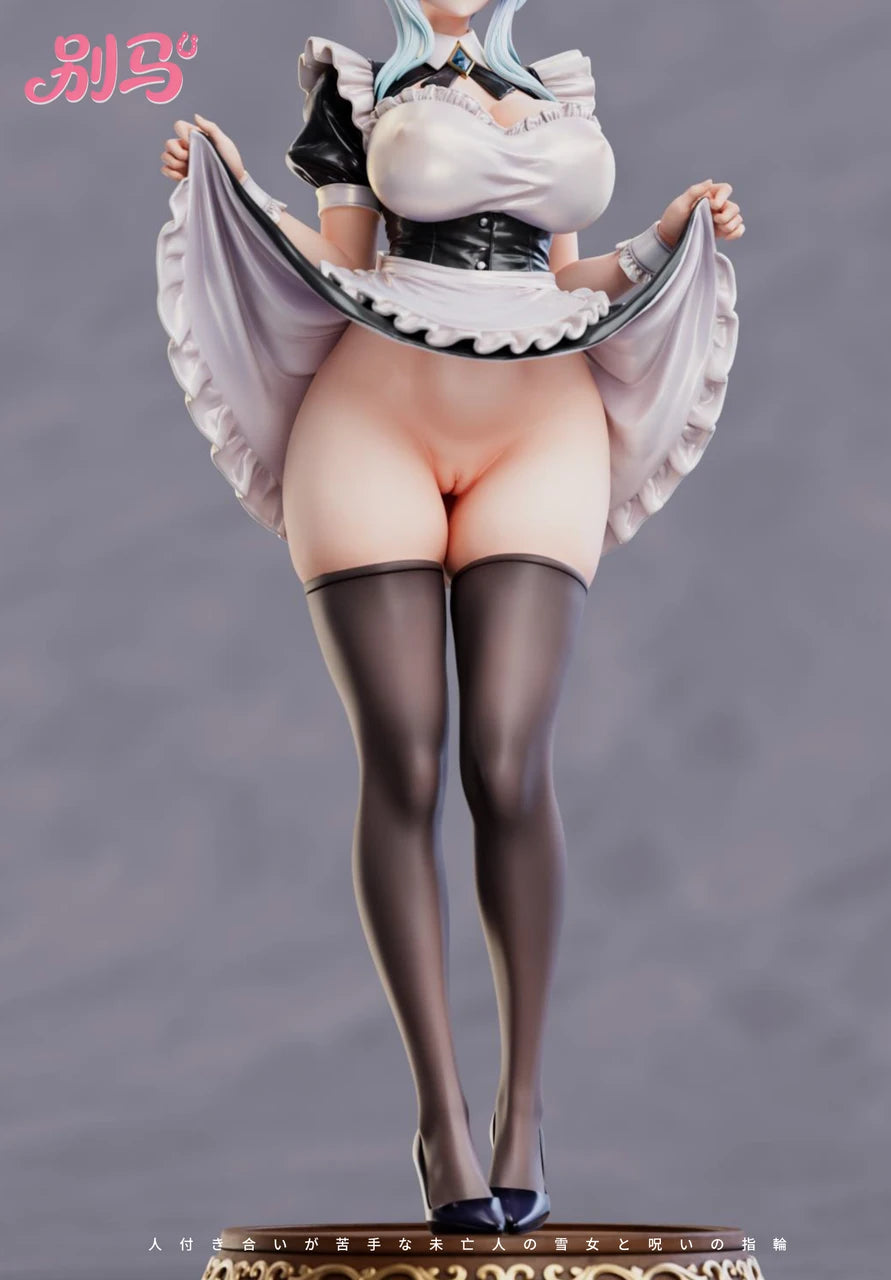 Yukino Mifuyu nude statue