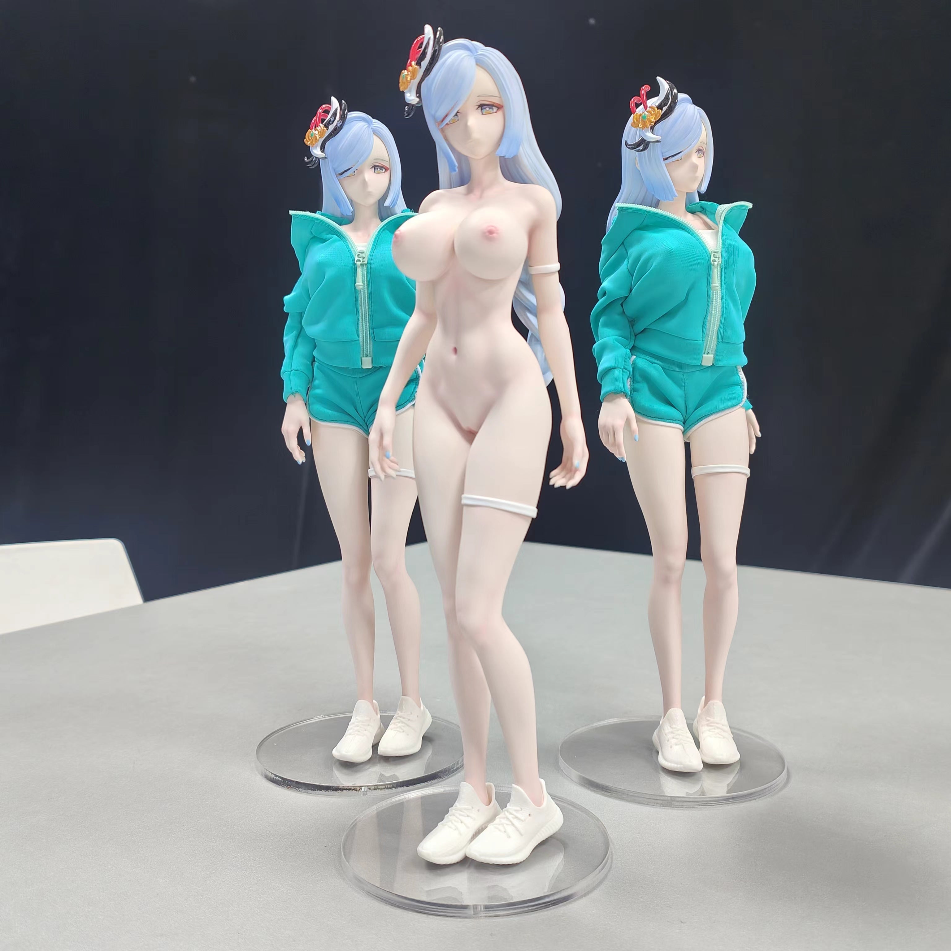 Genshin Impact naked figure