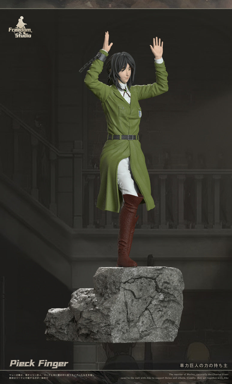  Attack on Titan Pieck Finger Statue