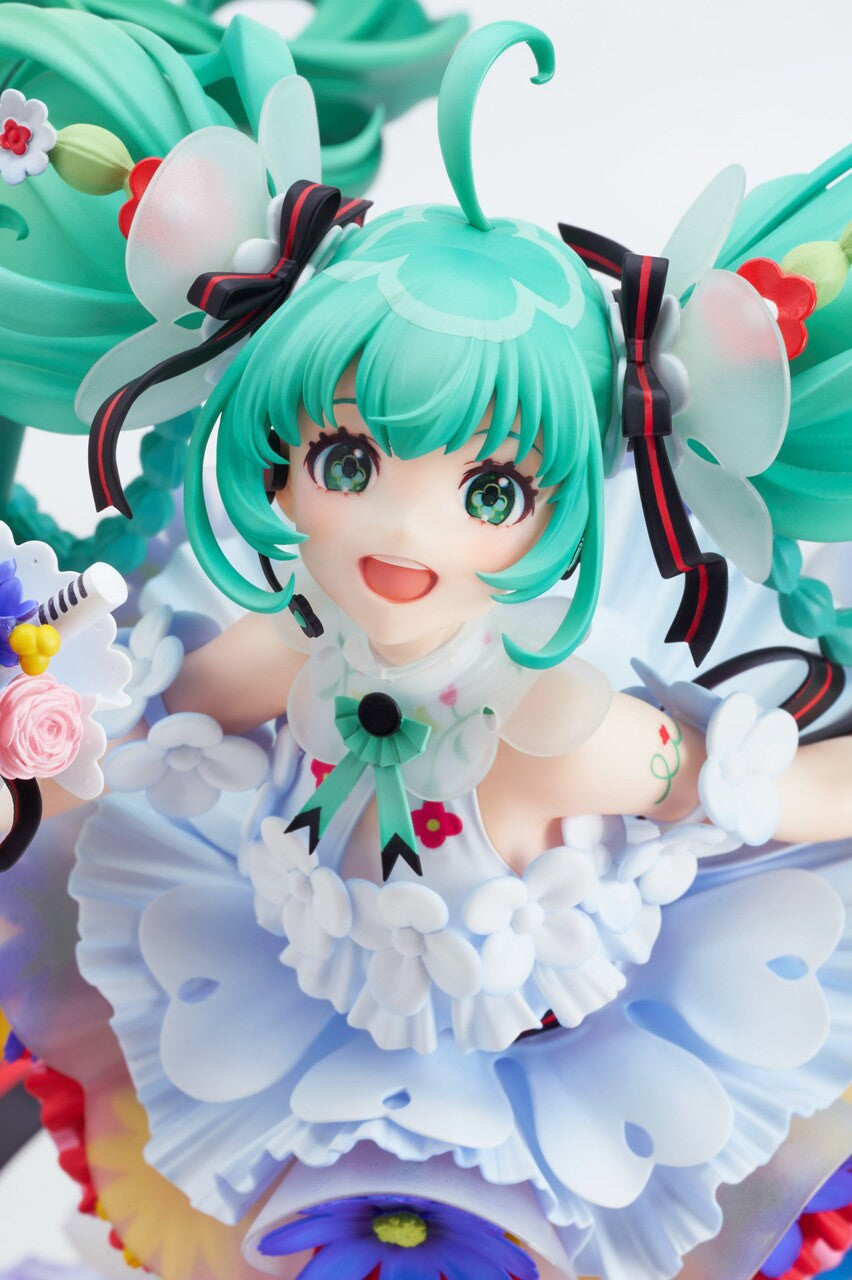 Hatsune Miku figure
