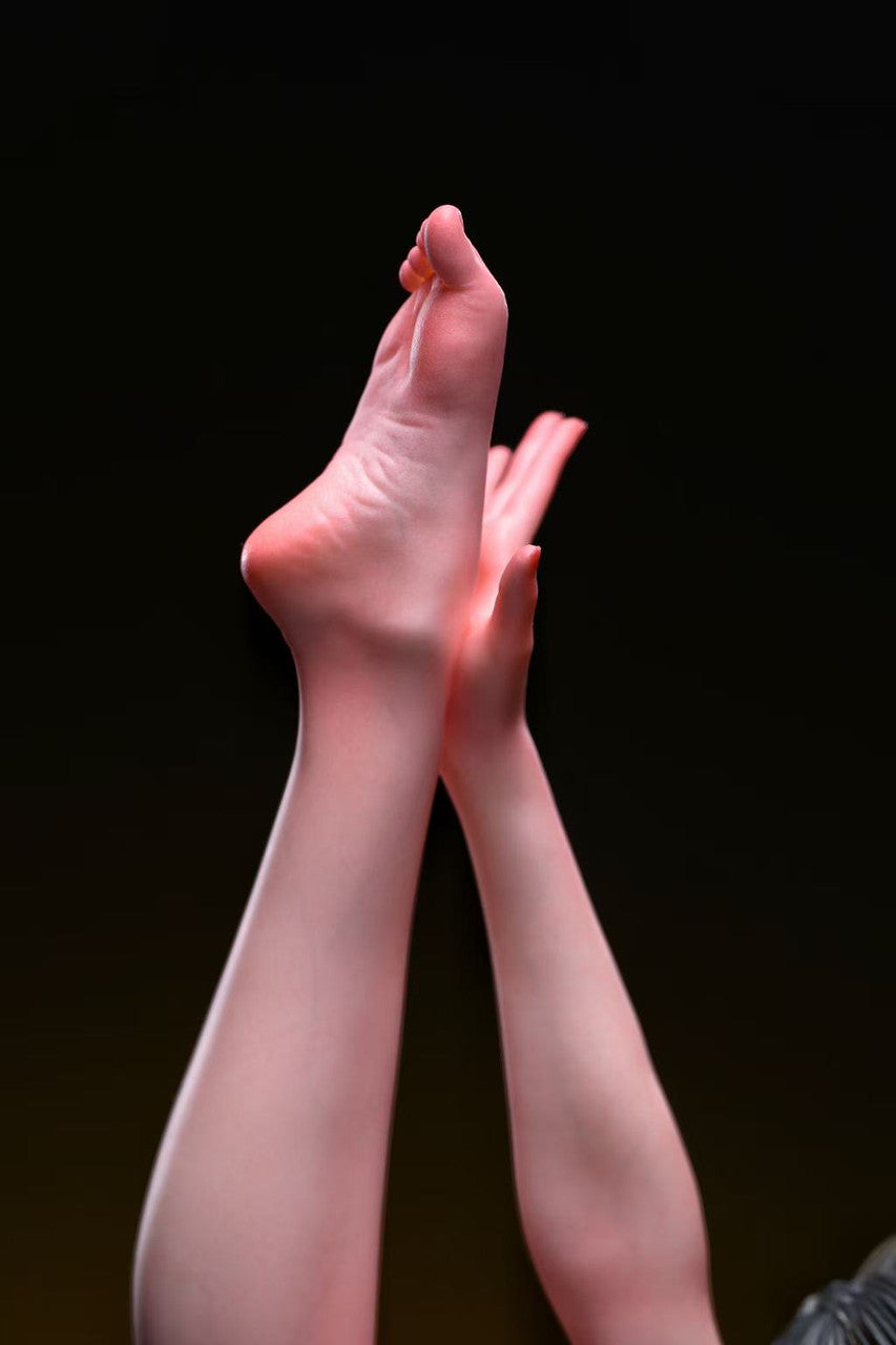 Stellar Blade figure