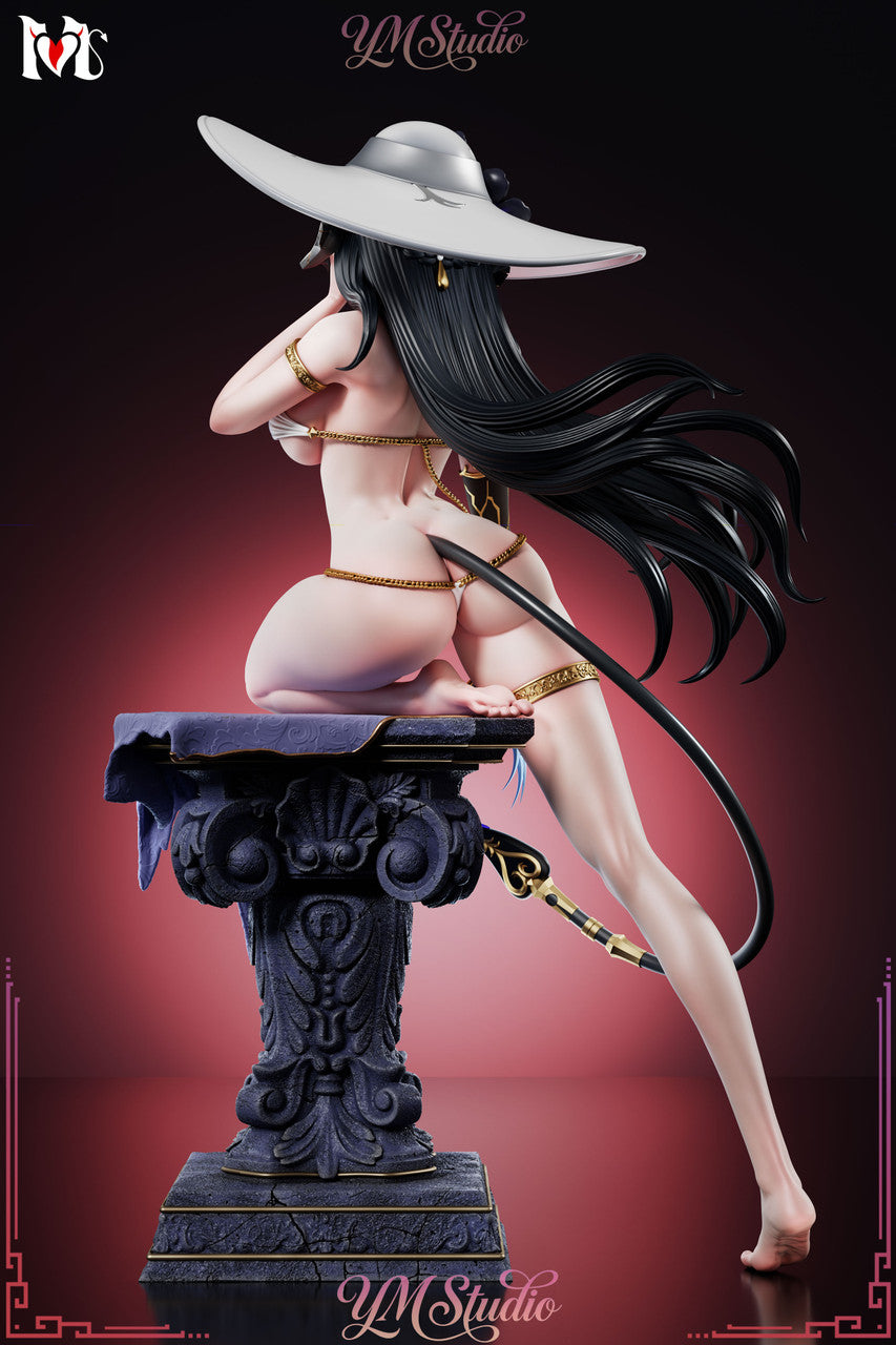 Constance anime statue
