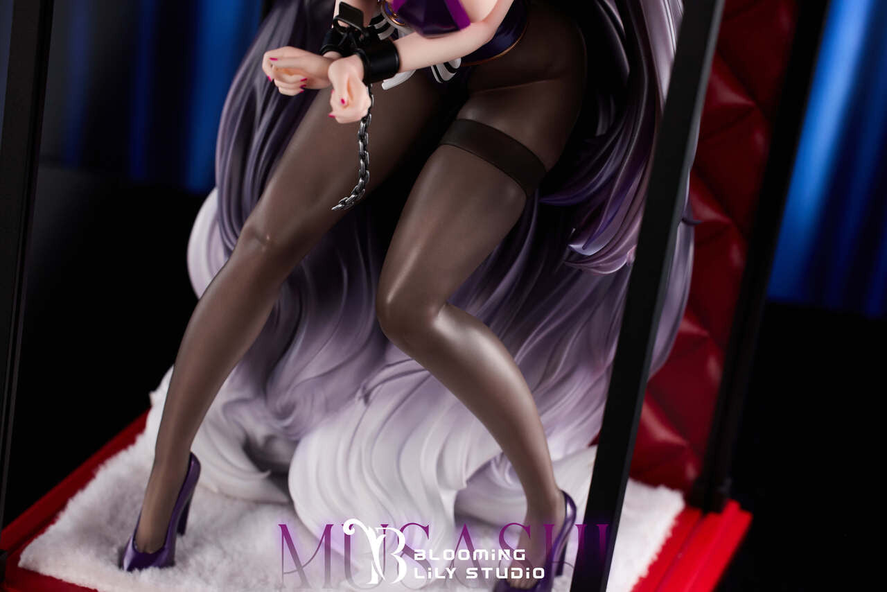 Musashi hentai anime statue