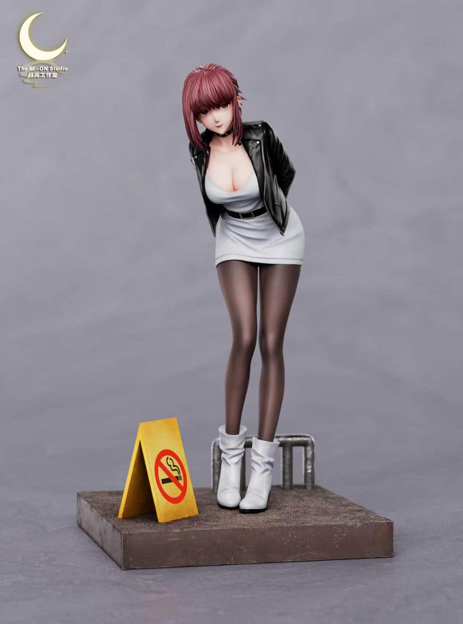 Tayama anime statue