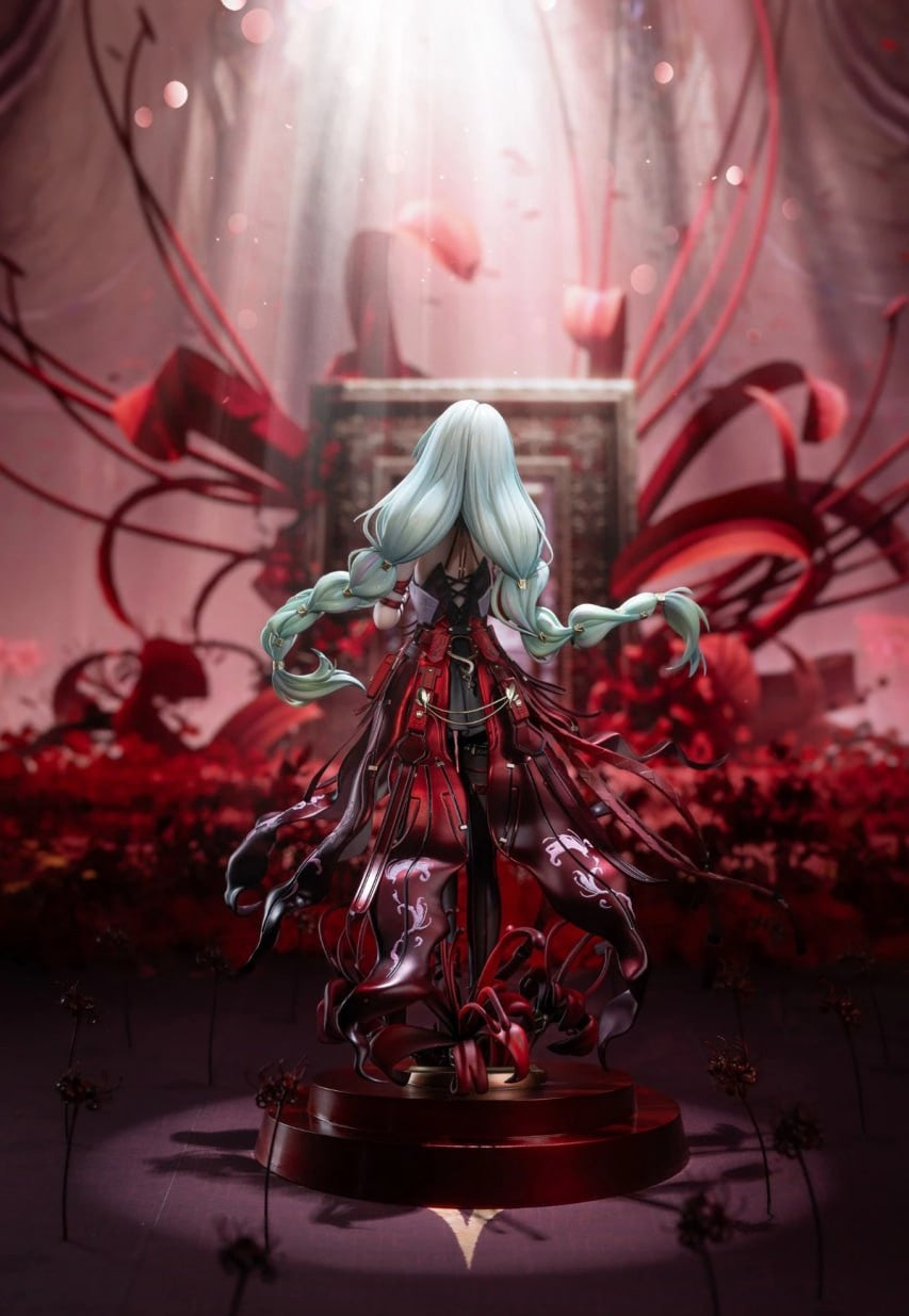 Phrolova Wuthering Waves anime statue