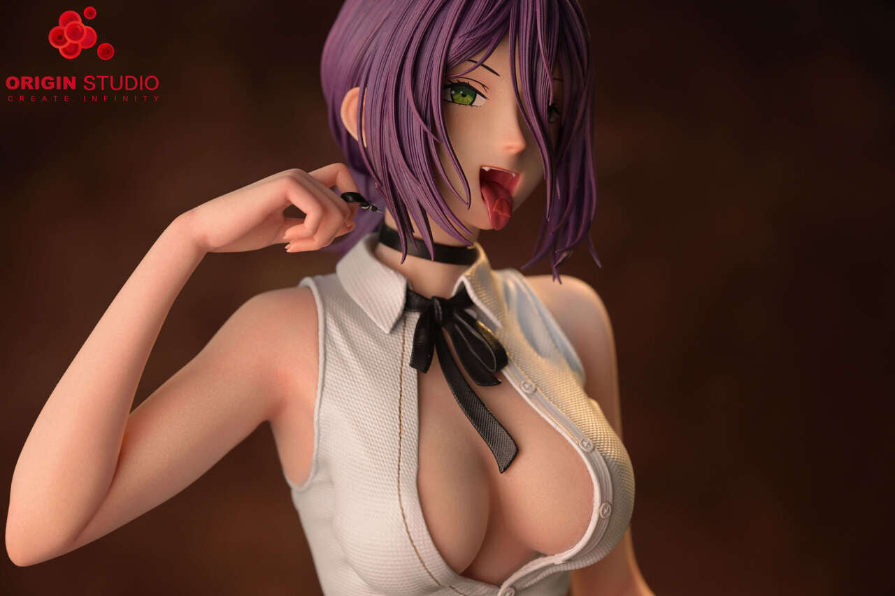 Chainsaw Man Reze anime figure