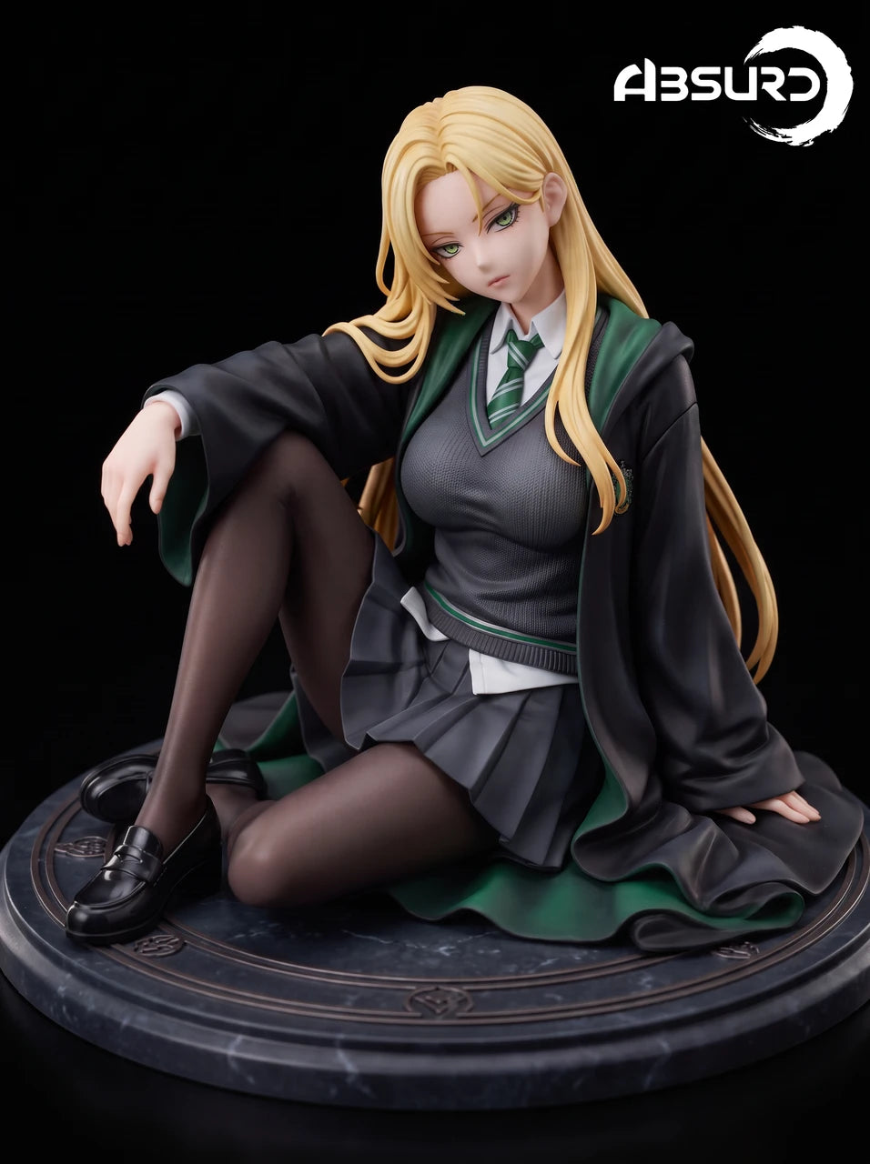 Draco Malfoy hentai statue