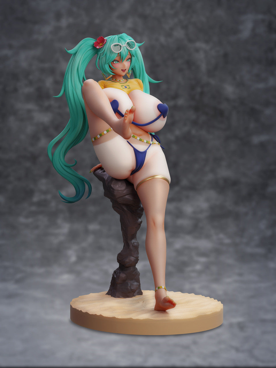 Hatsune Miku figure right