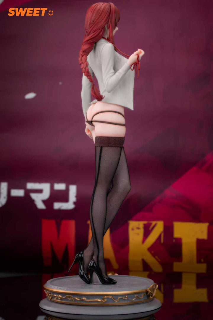 Makima Chainsaw Man Statue