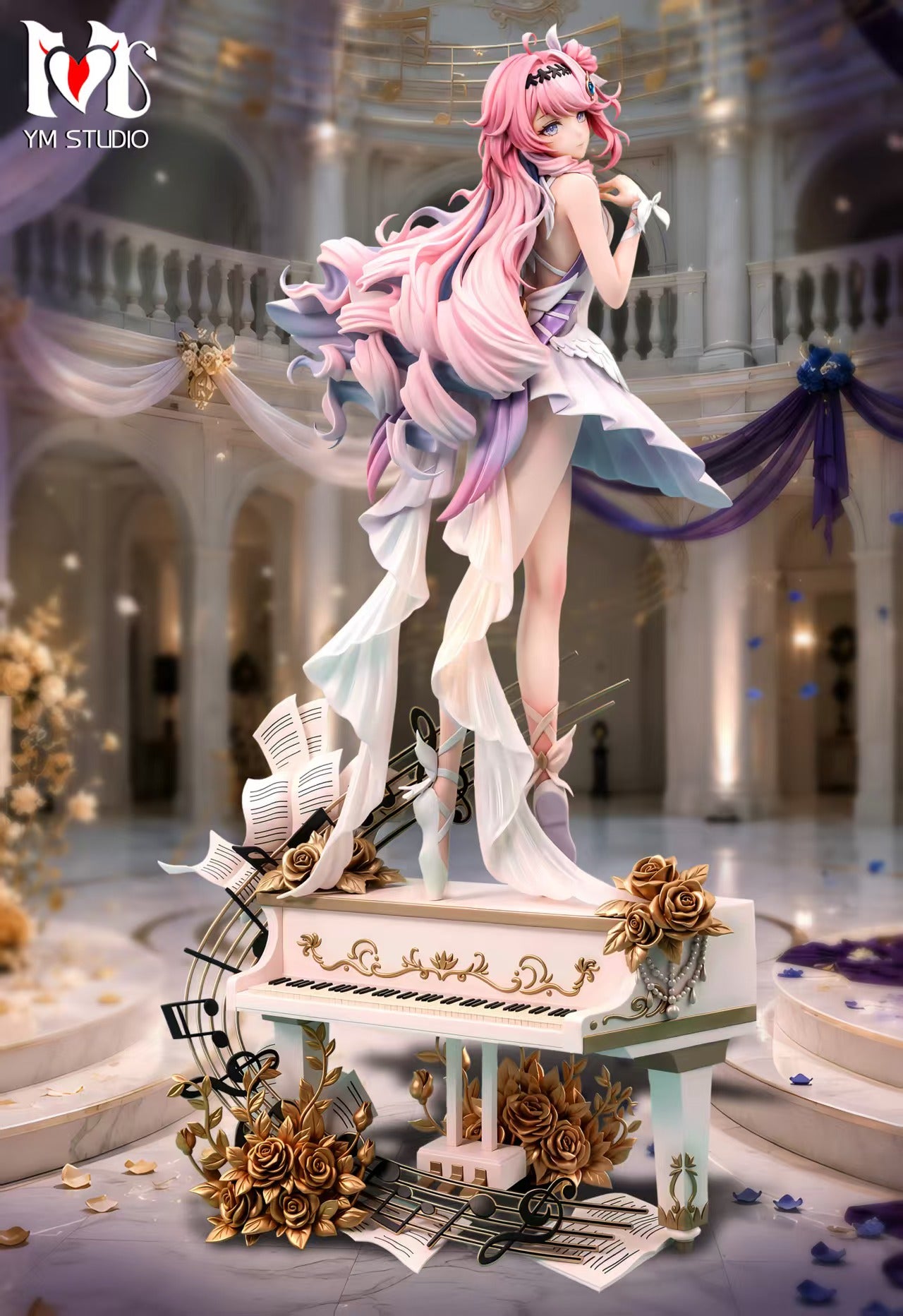 Daniya Statue