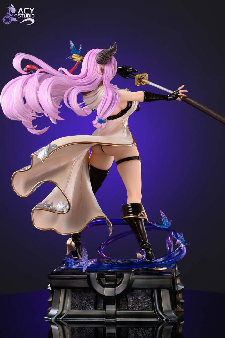 Narmaya figure back