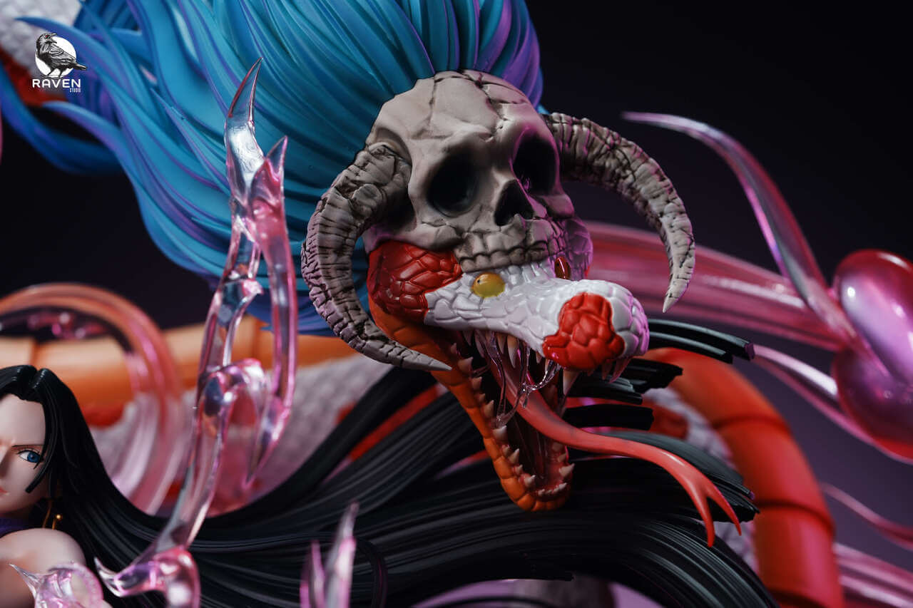 Boa Hancock figure details