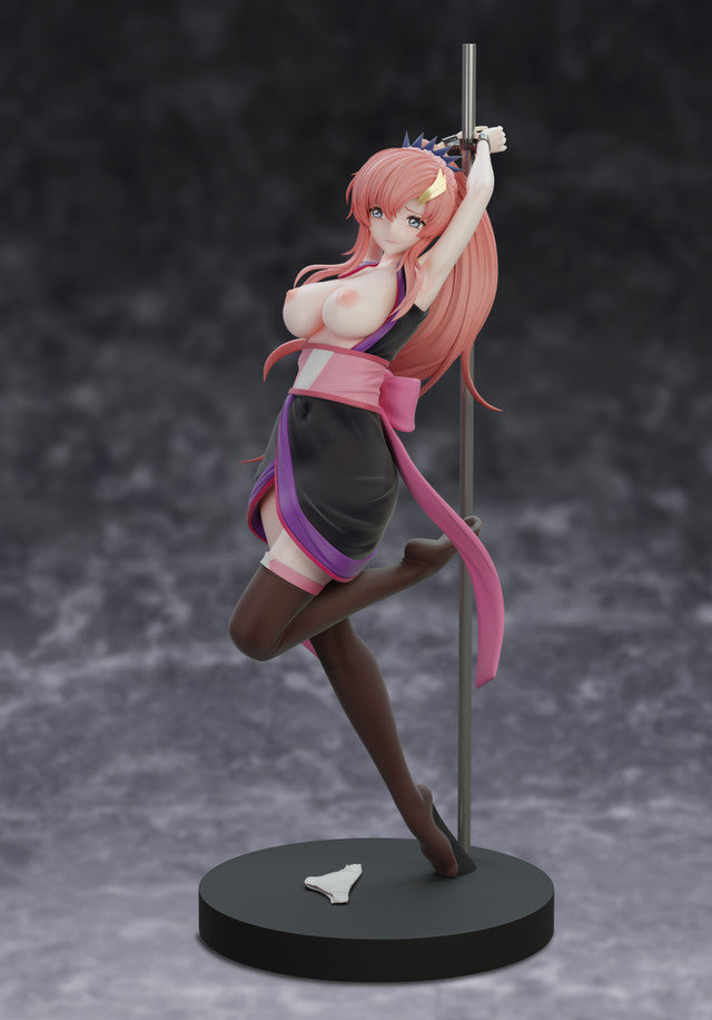 Lacus Clyne naked figure