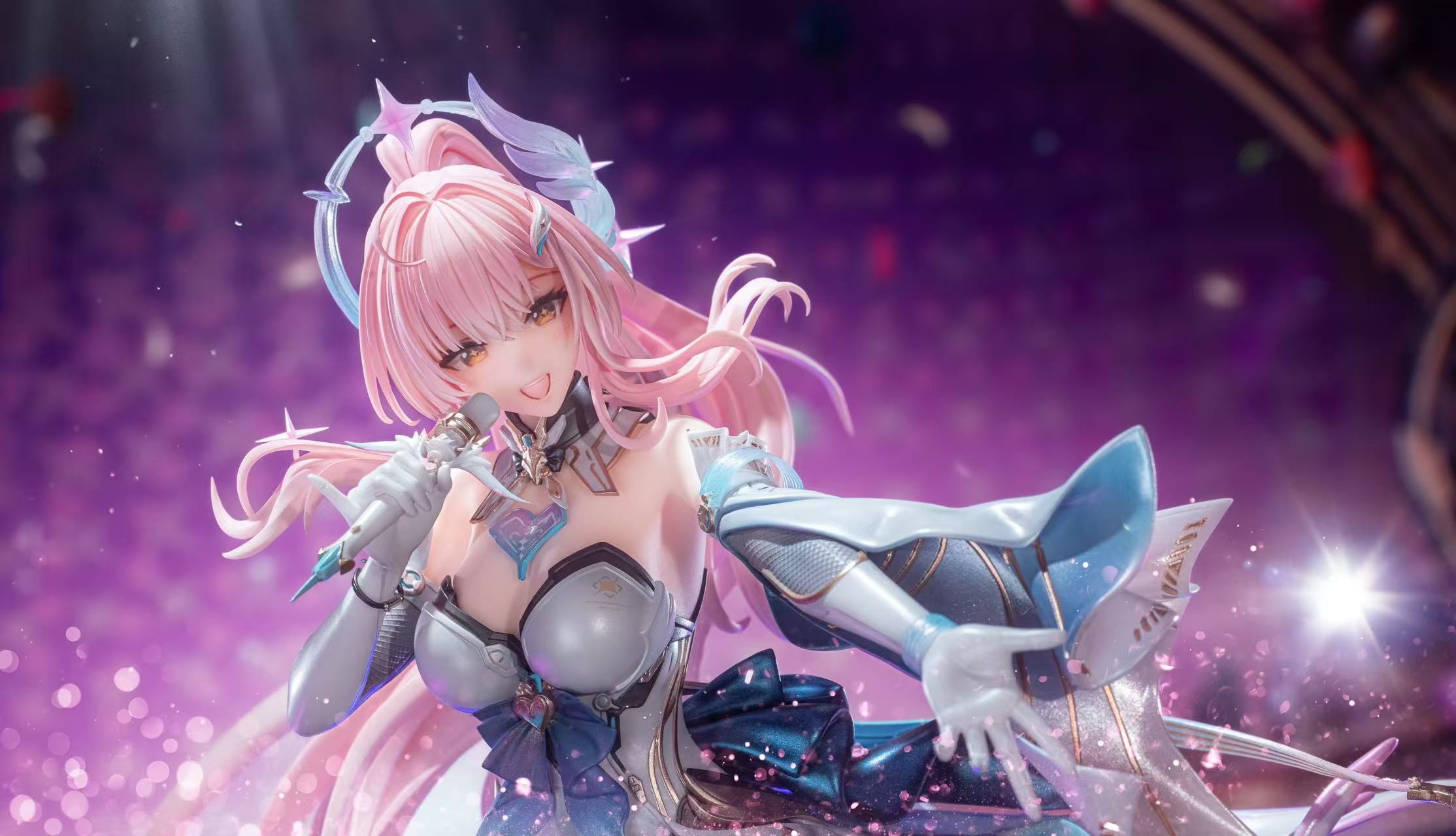 Aemeath figure