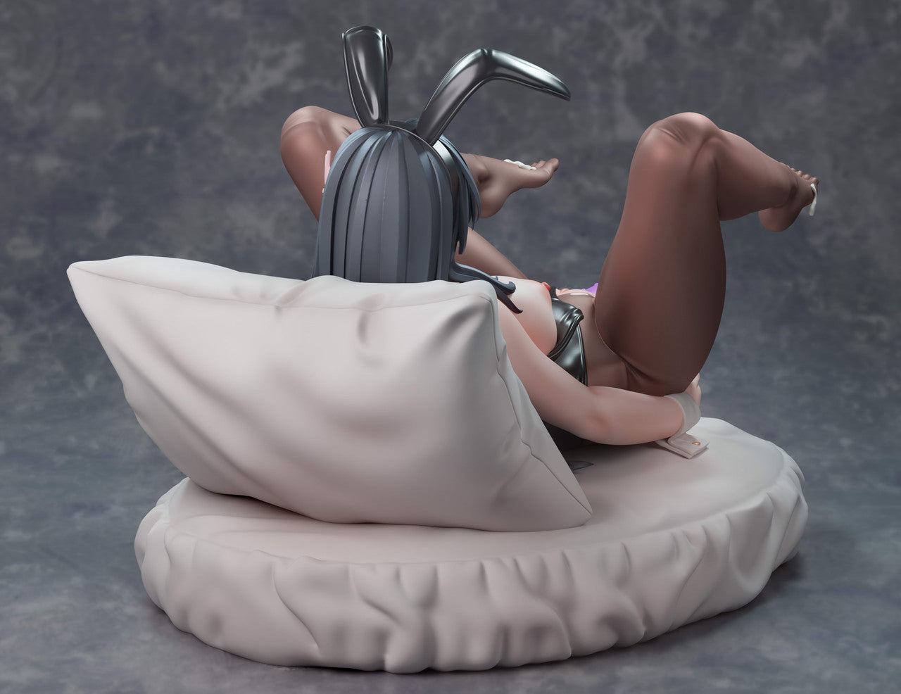 Mai Sakurajima hentai statue