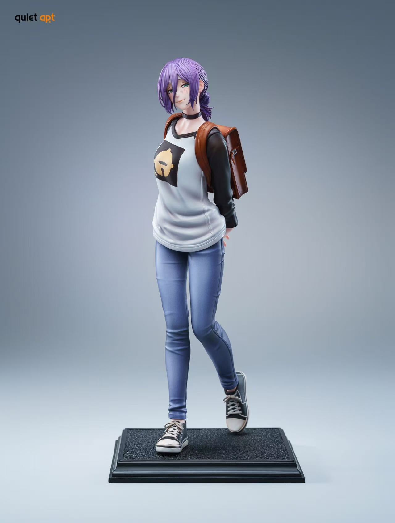 Reze Chainsaw Man statue