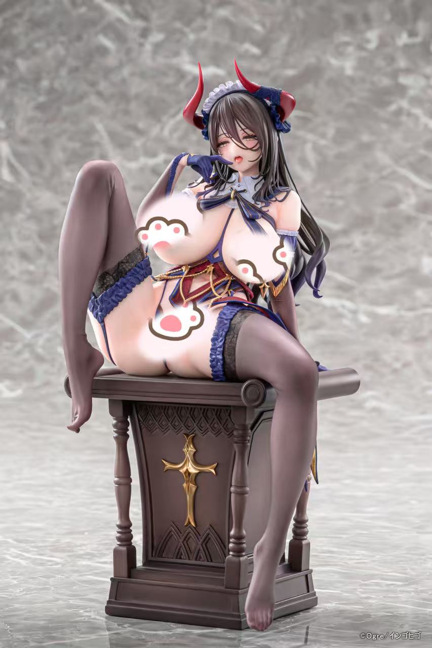 hentai anime statue