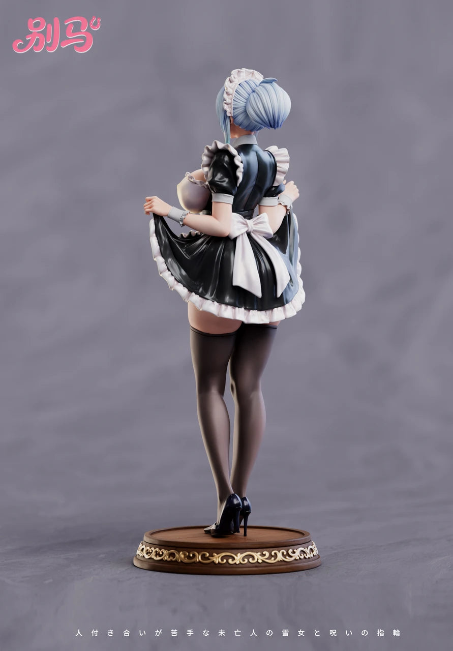 Yukino Mifuyu naked statue