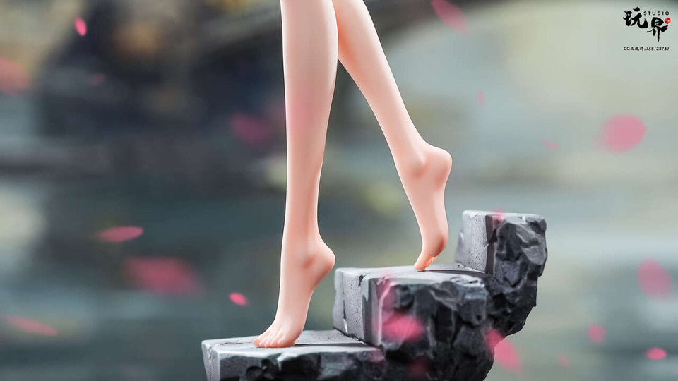 boa hancock figure feet detail