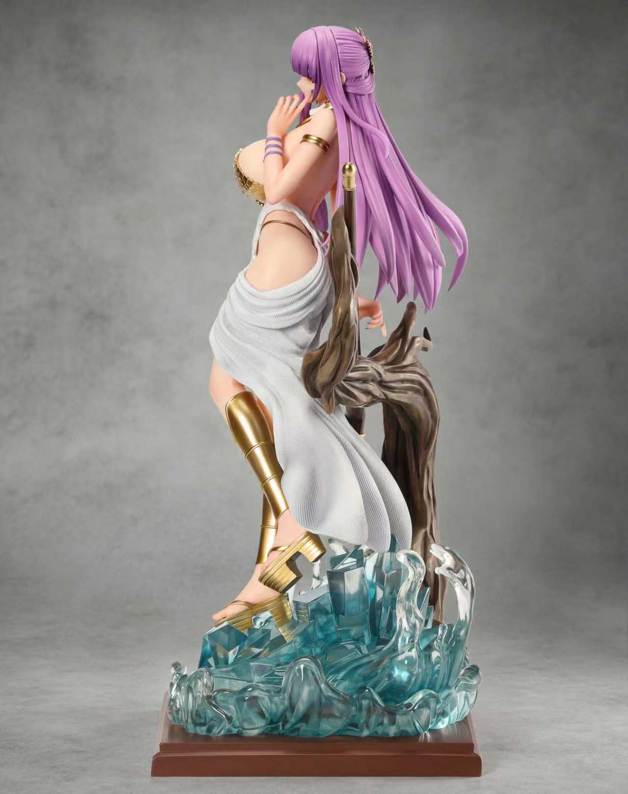 Fern statue