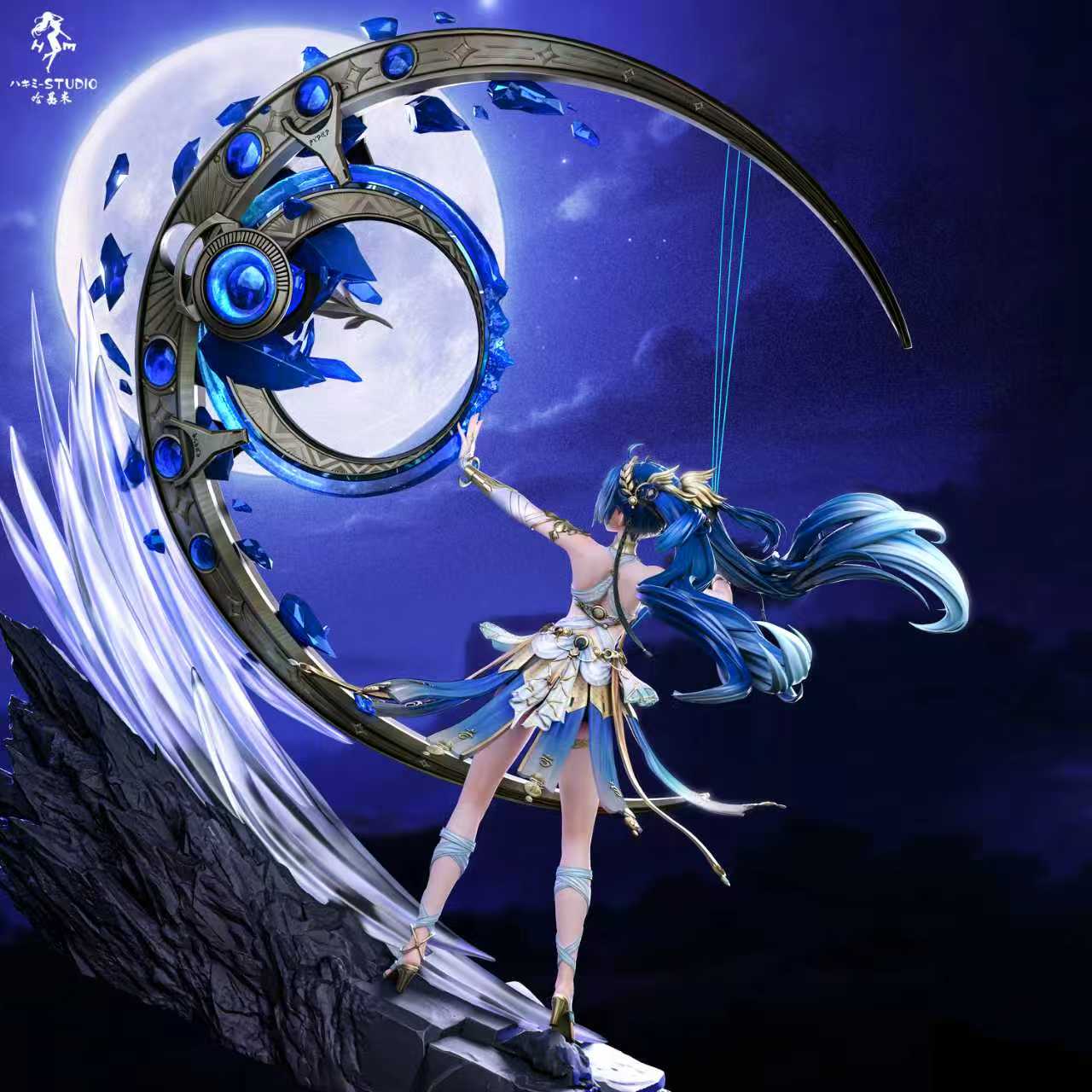 Iuno Wuthering Waves anime statue