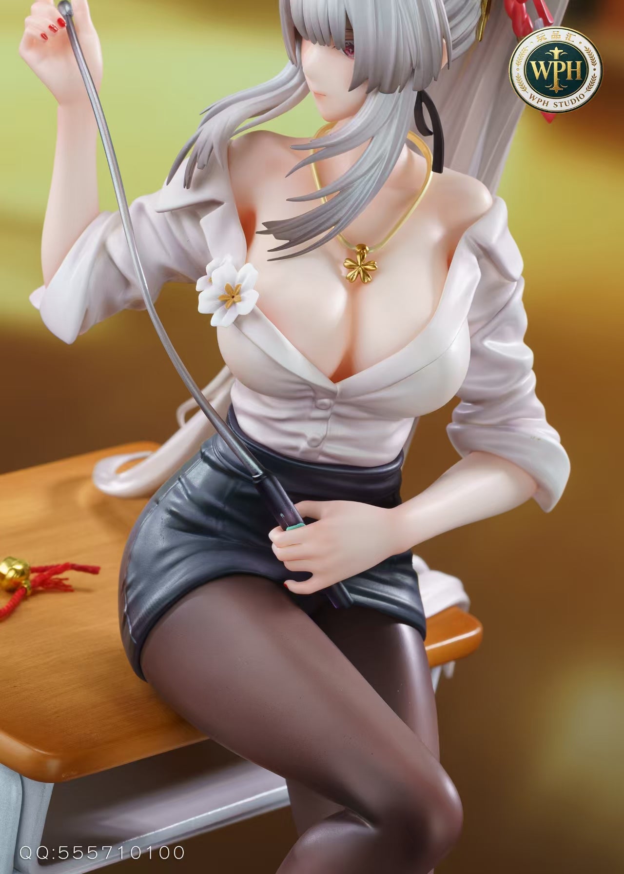 Hiyuki Wuthering Waves statue