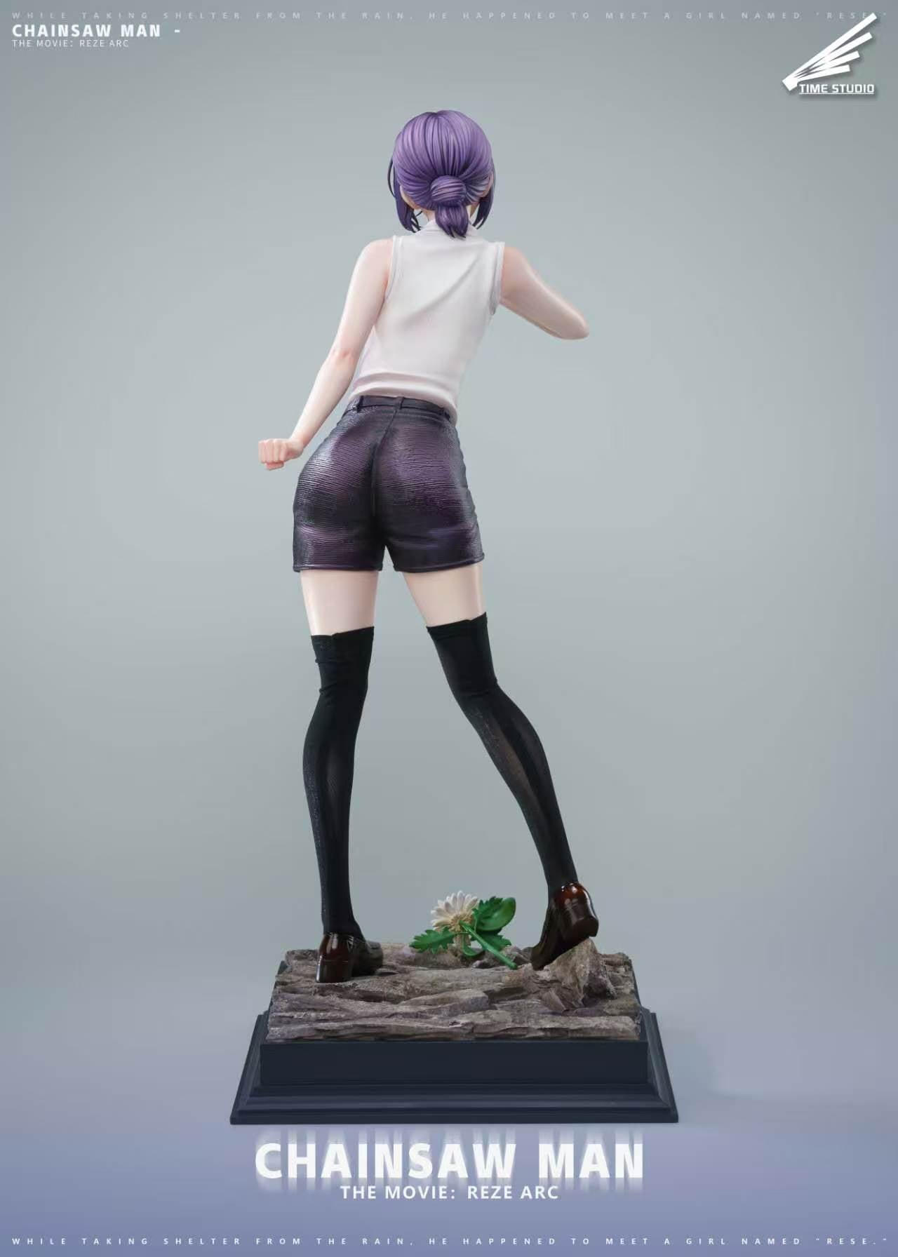 Chainsaw Man Reze anime statue