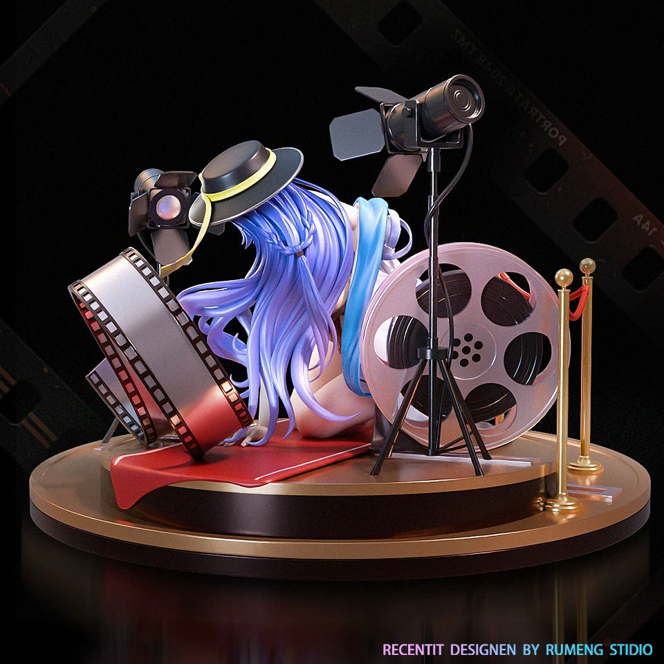 Lucilla anime statue