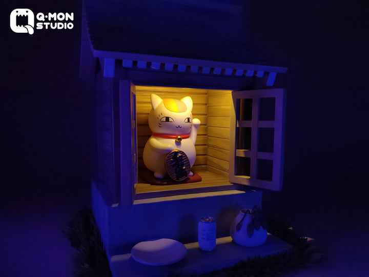 Nyanko Sensei figure