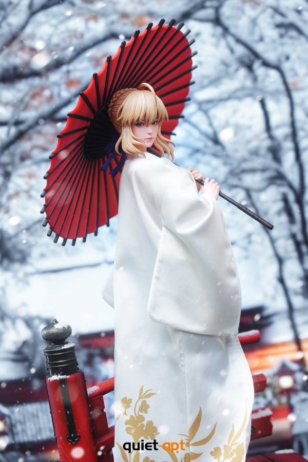 Saber Fate/stay night statue