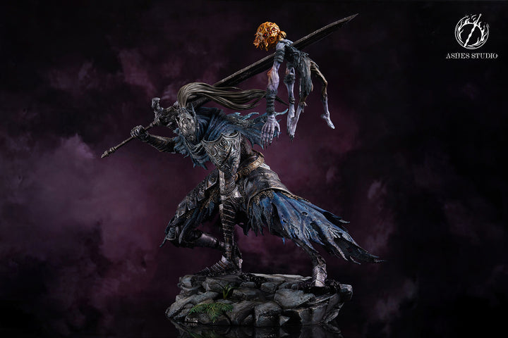 Artorias the Abysswalker statue