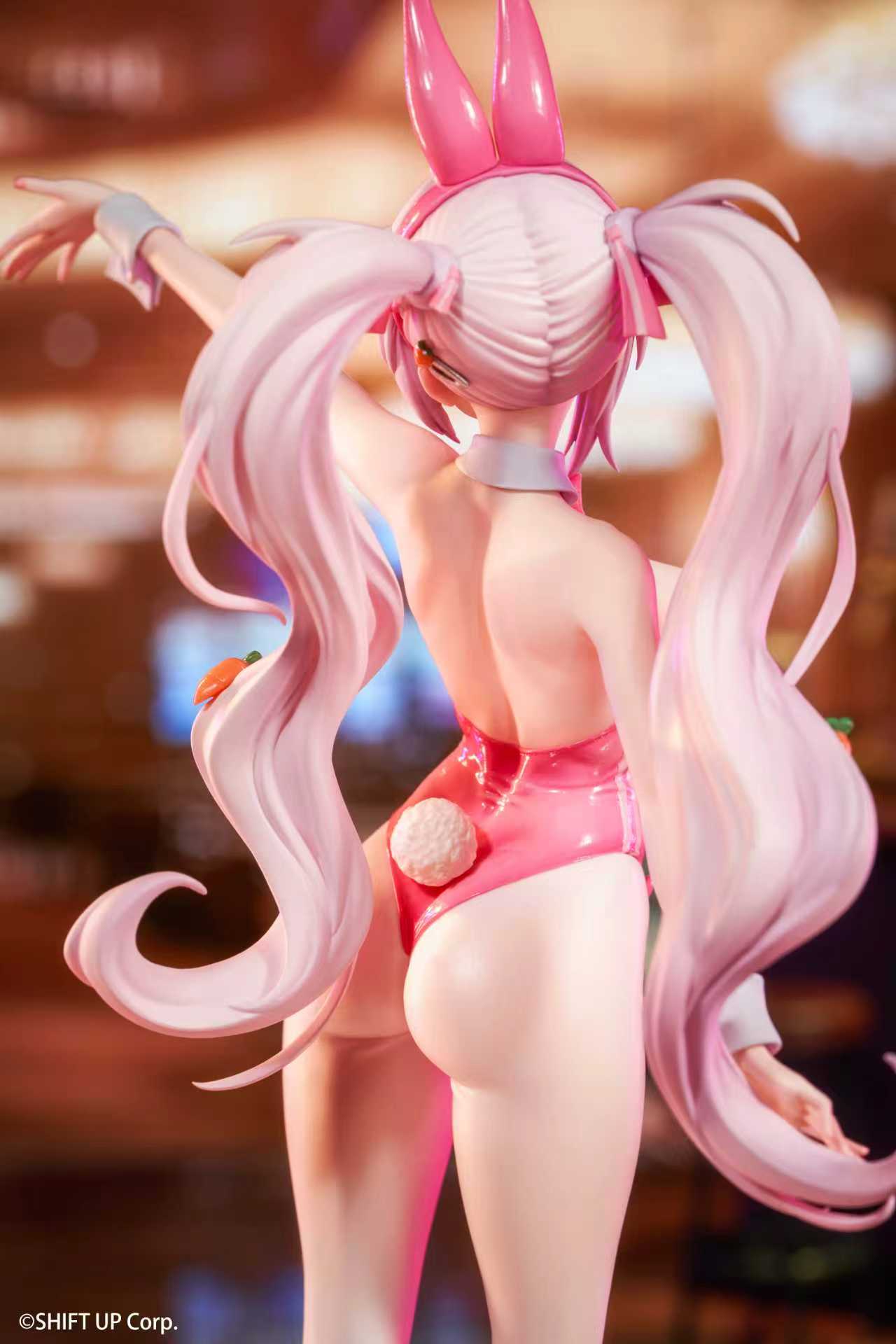 Goddess of Victory: NIKKE Alice statue