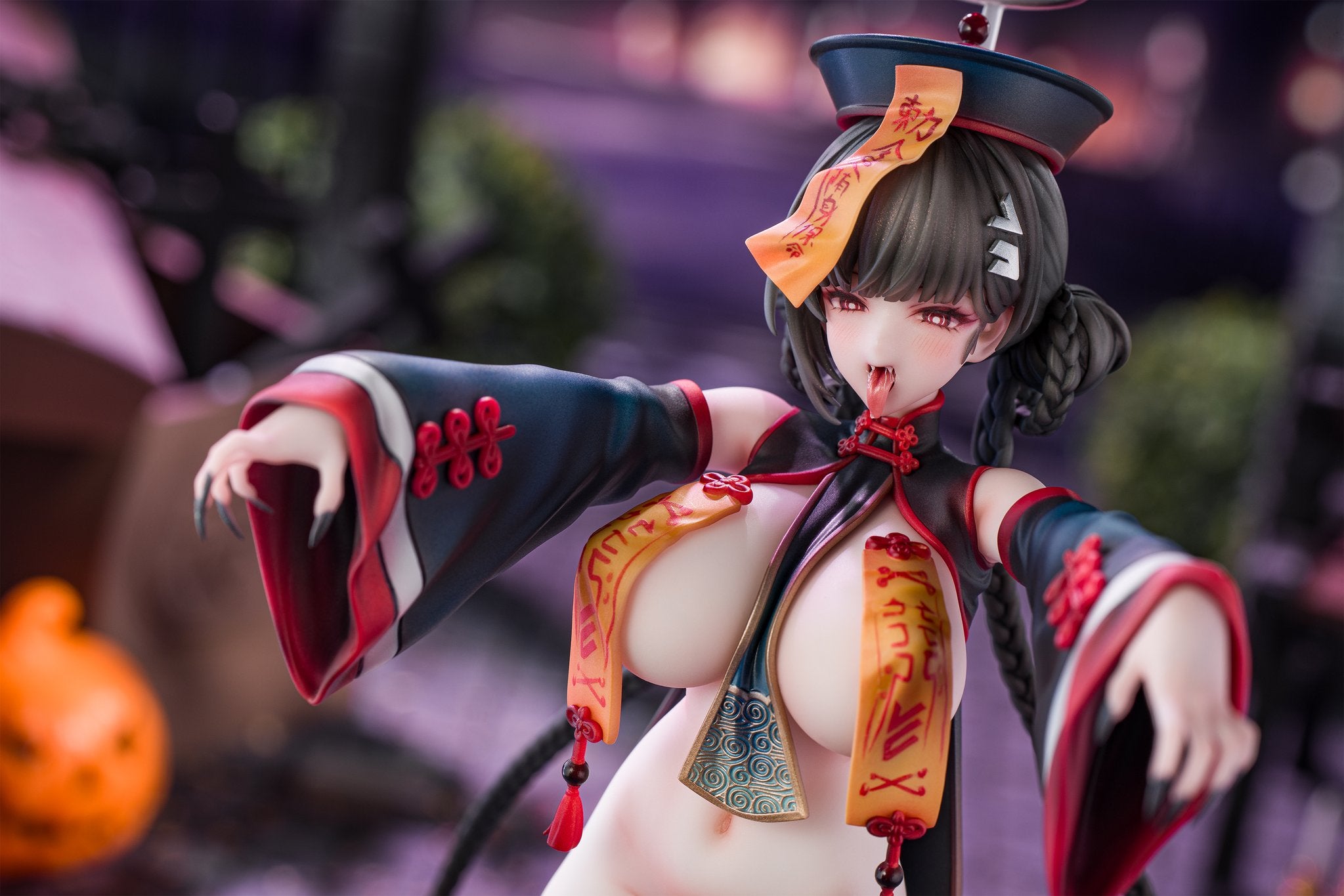 Tsukatsuki Rio statue