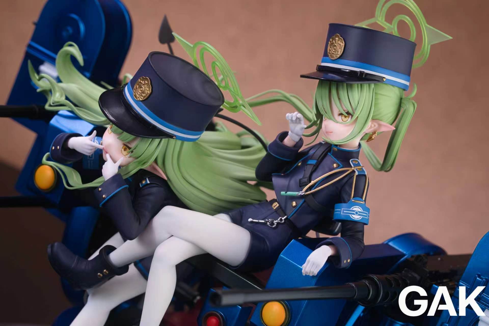 Tachibana Hikari & Tachibana Nozomi statue