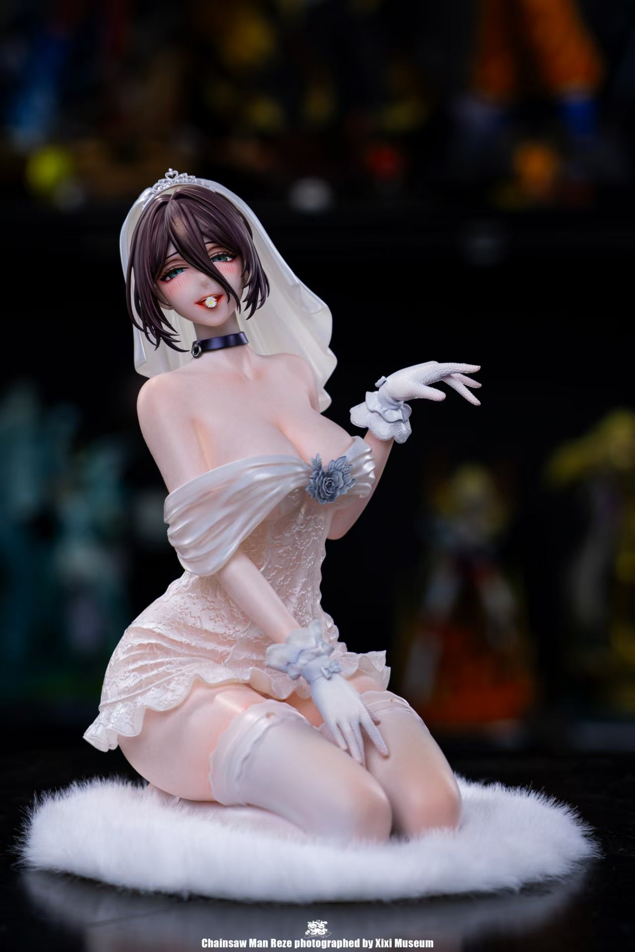  Chainsaw Man Reze figure