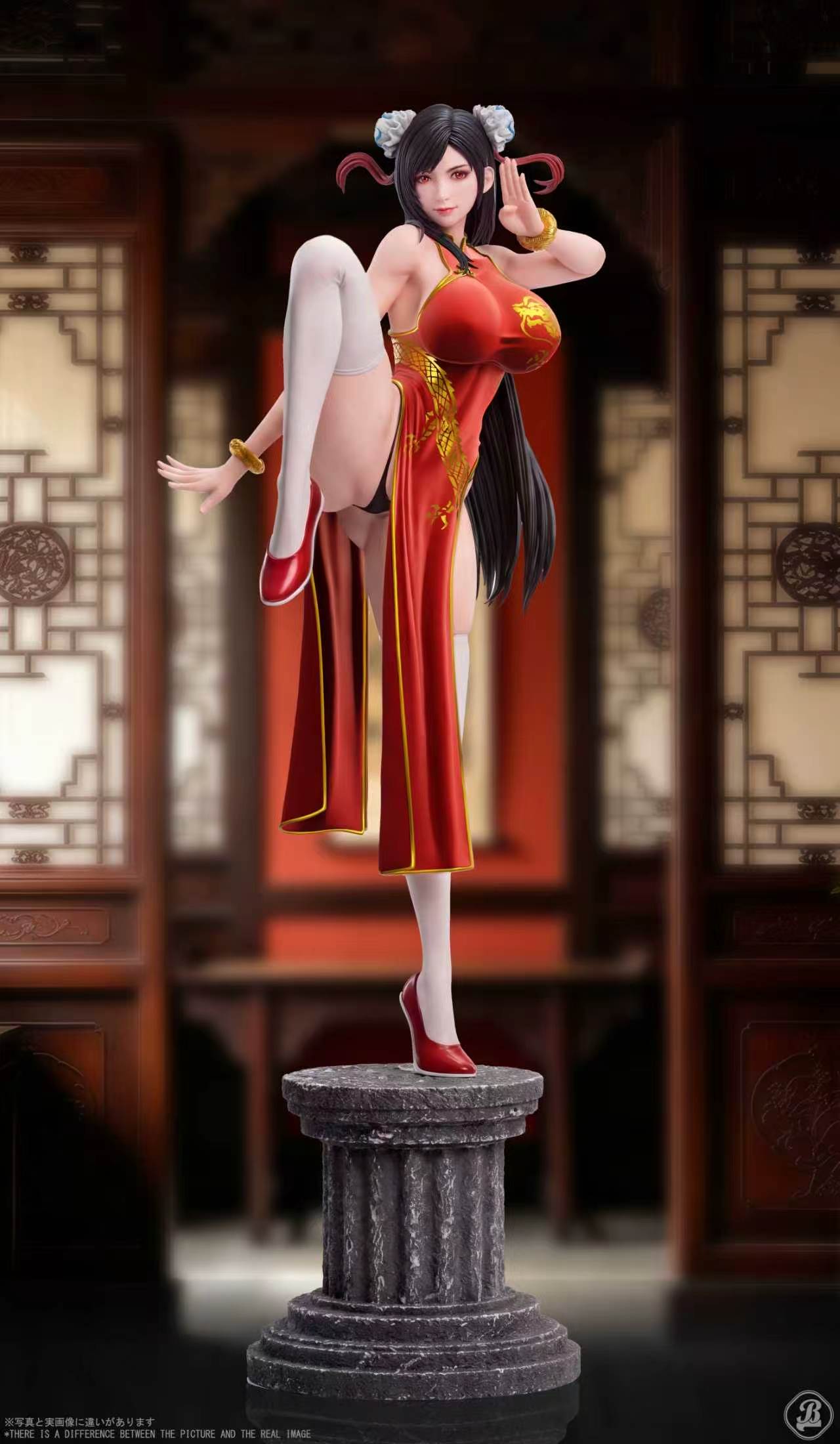 Tifa hentai figure