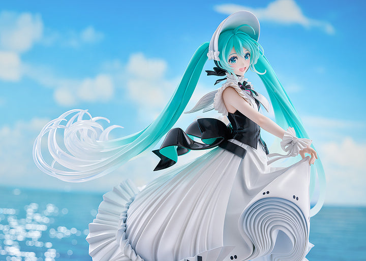 Hatsune Miku statue