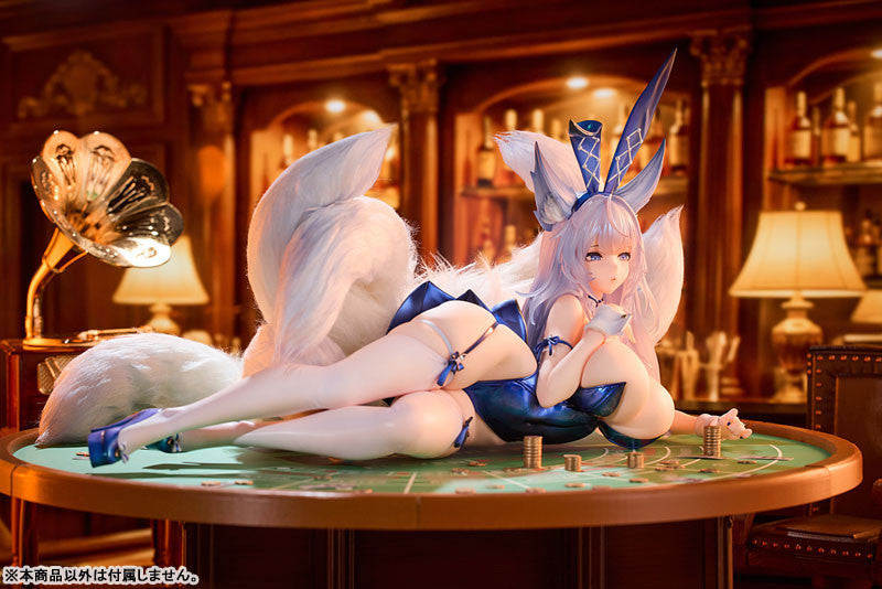 Shinano Azur Lane statue