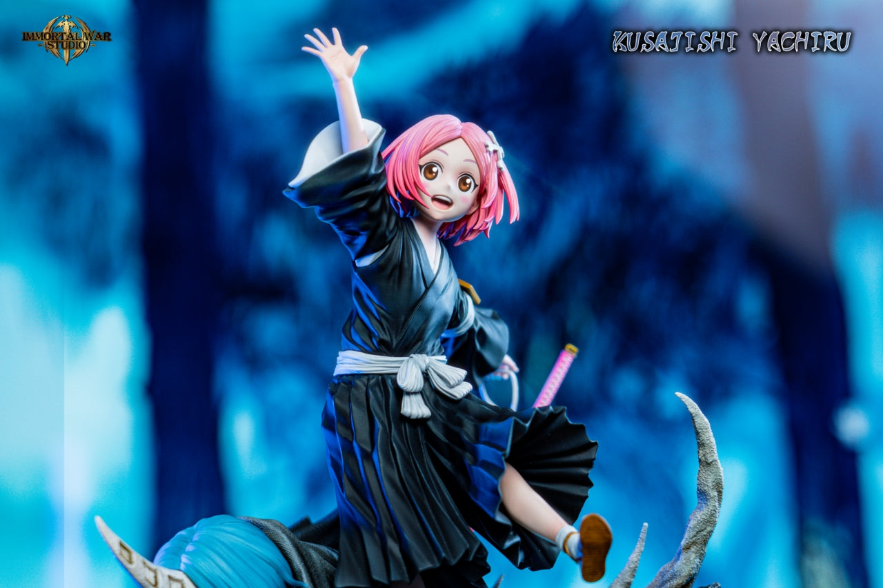 Bleach anime statue