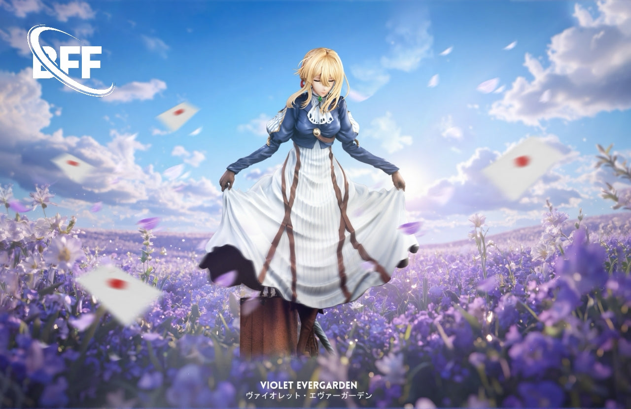 Violet Evergarden statue