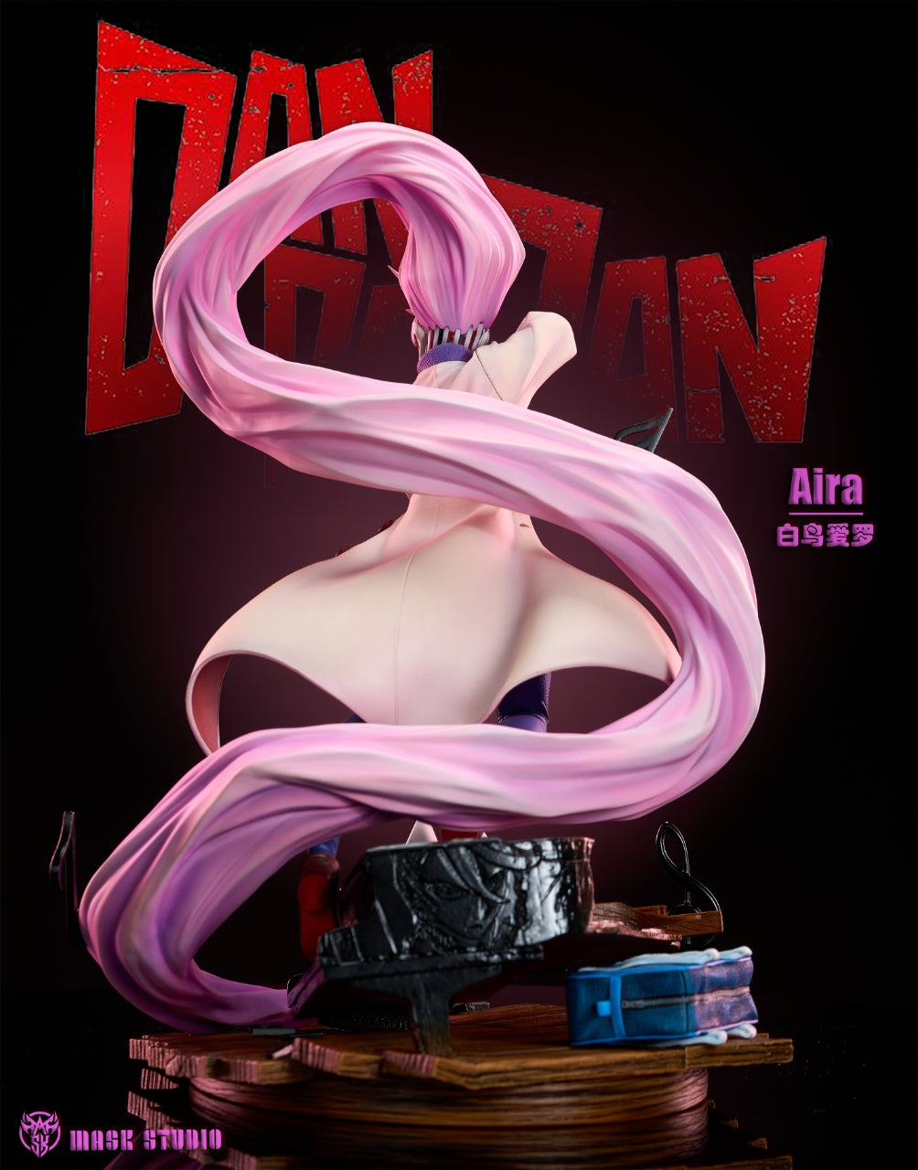 Aira Shiratori statue