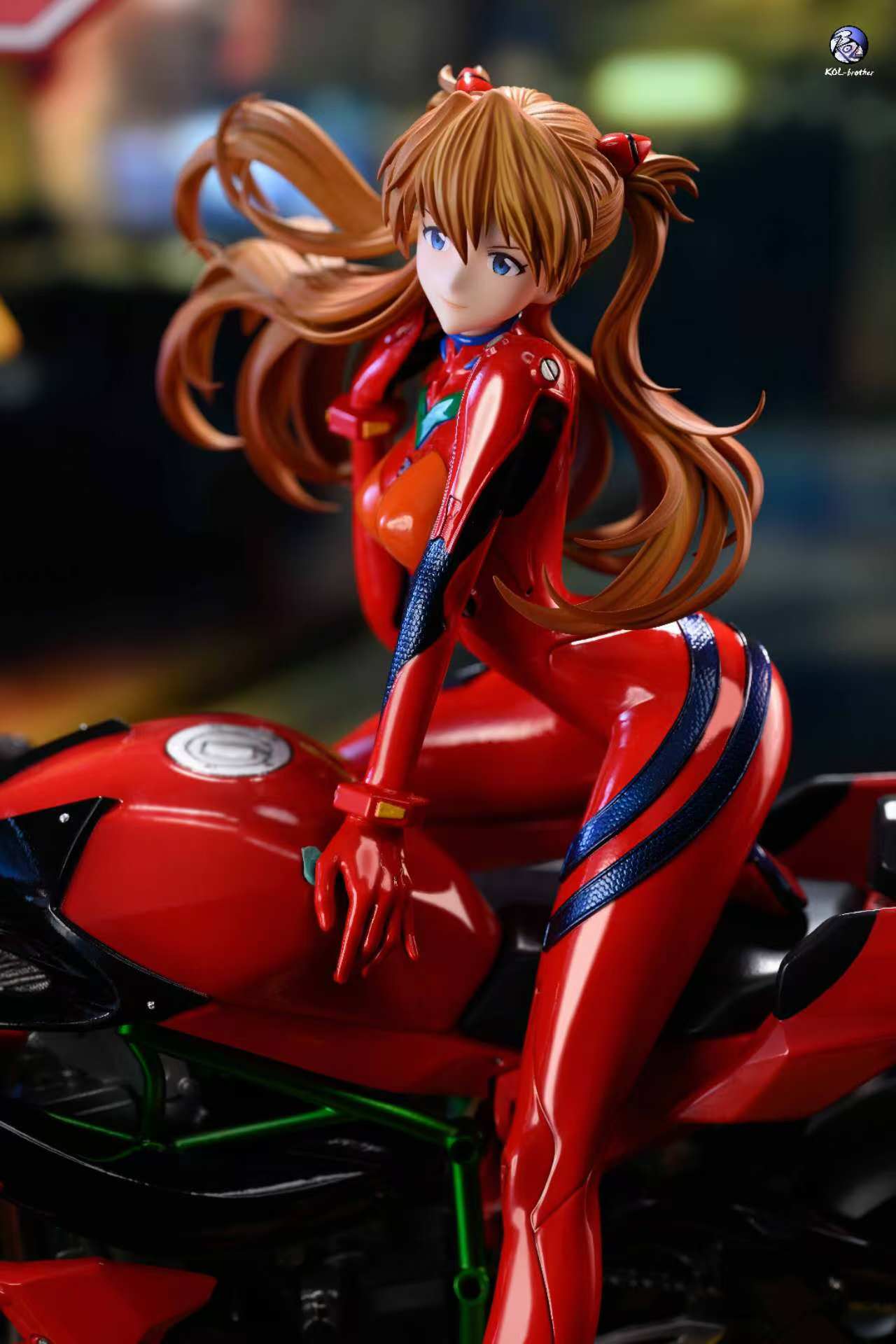 asuka EVA statue