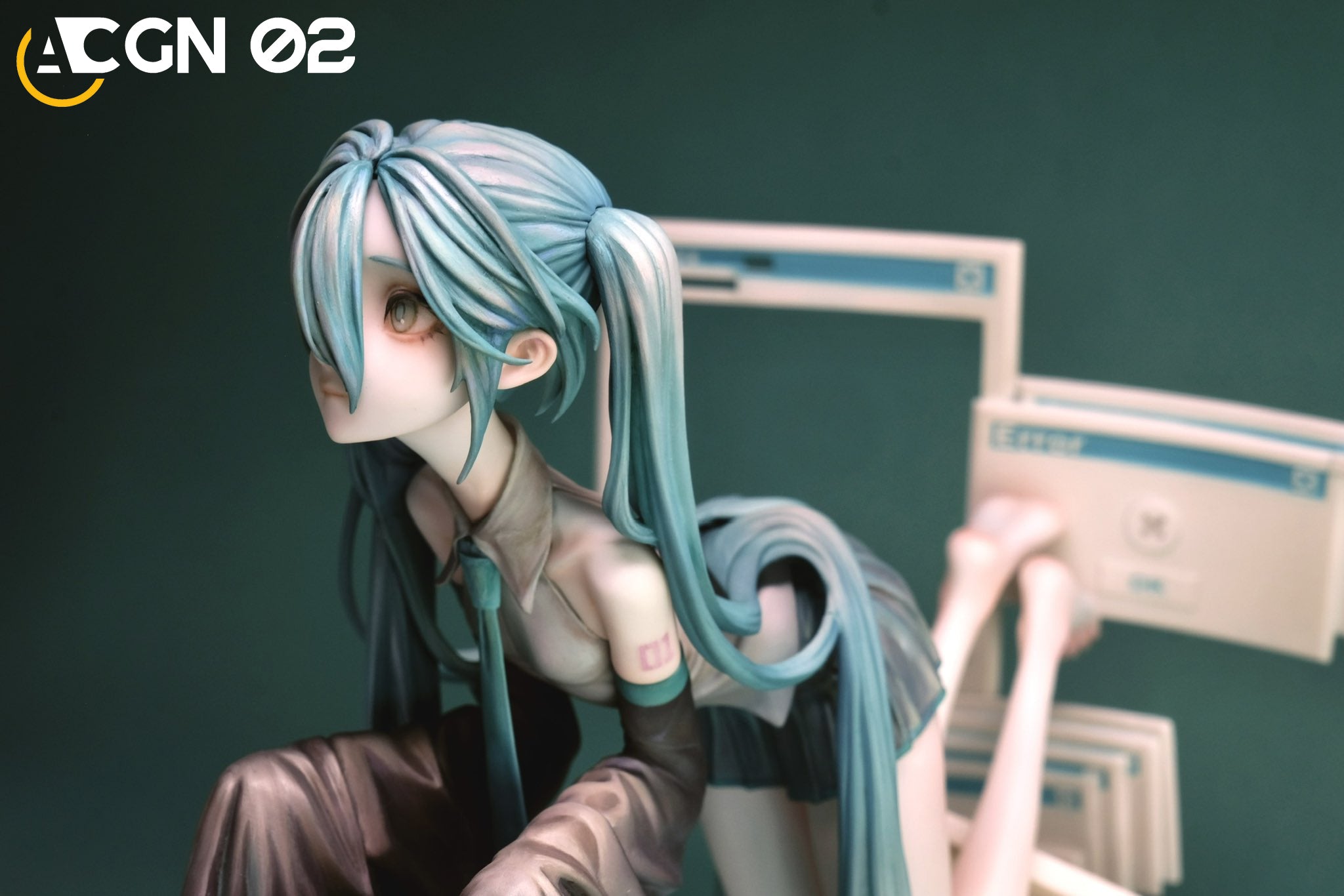 Hatsune Miku anime statue