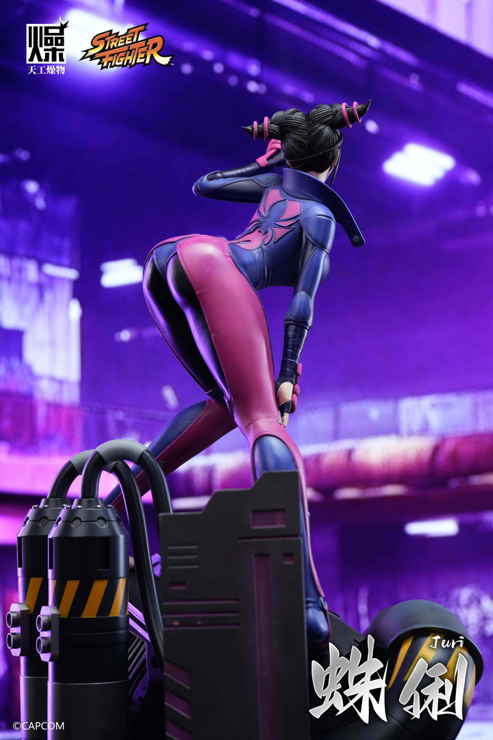 Juri figure Street Fighter